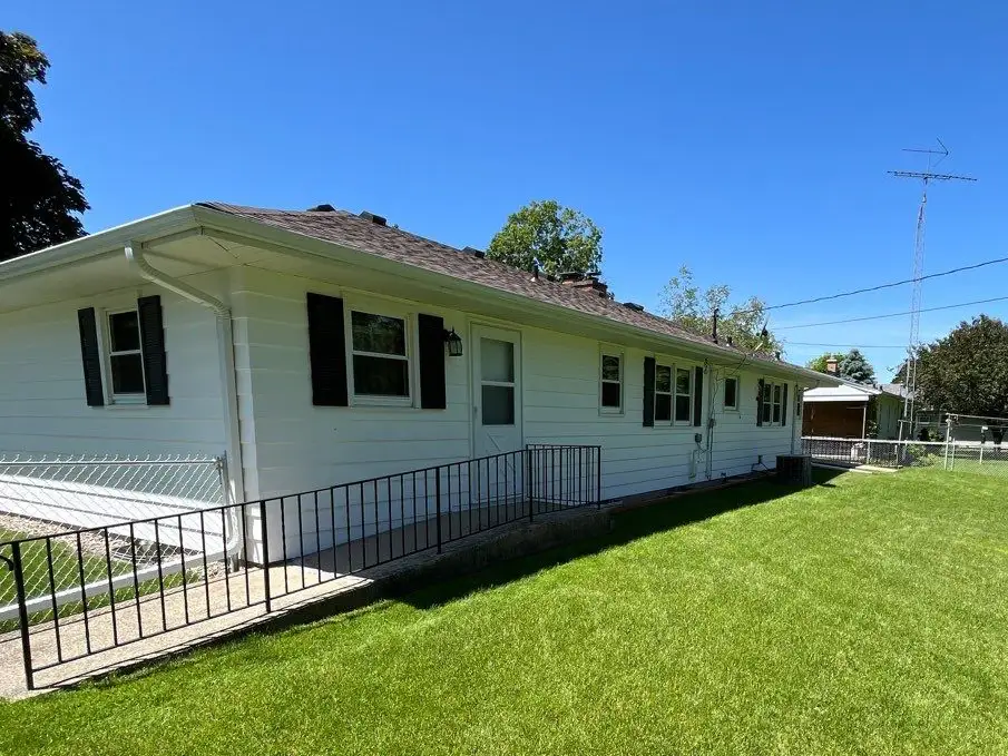 cost to put vinyl siding on house