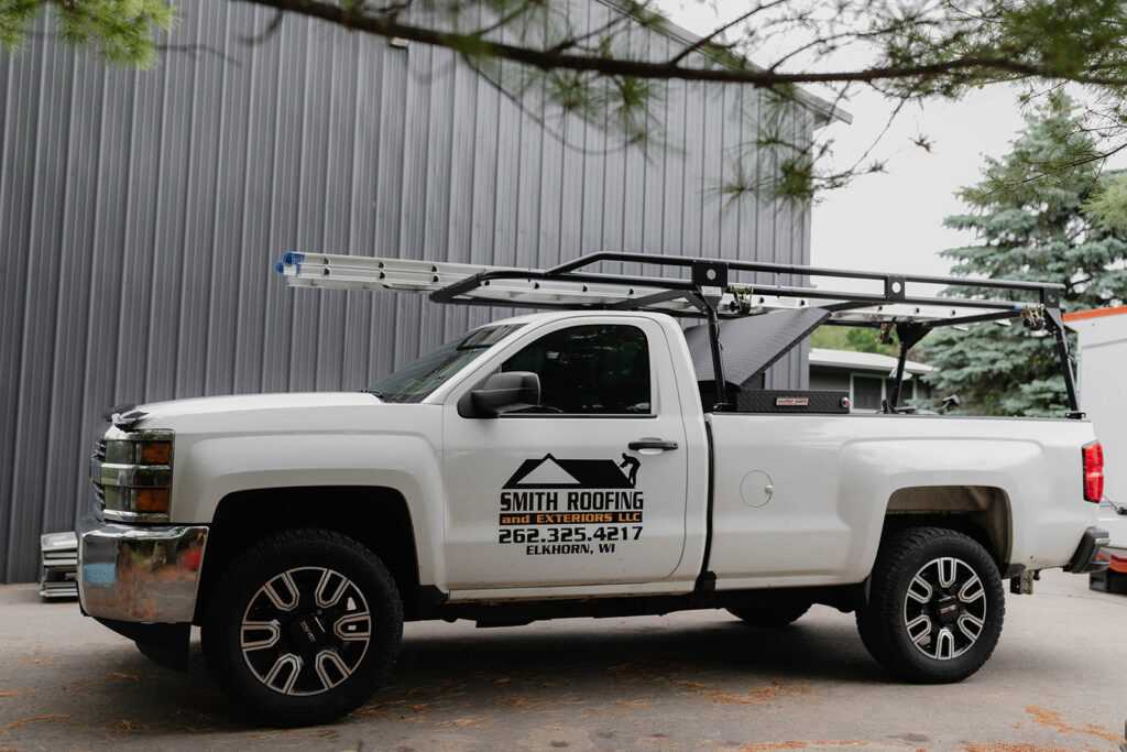 Smith Roofing Exteriors Elkhorn Delavan Burlington Wisconsin metal roofs4