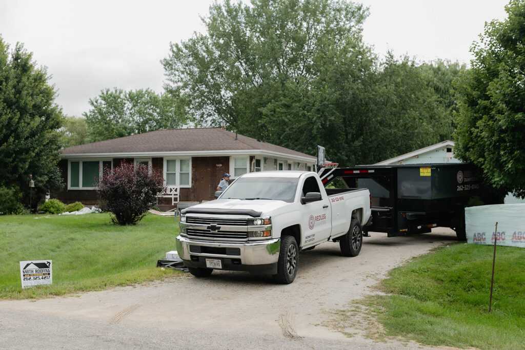 Smith Roofing Exteriors Elkhorn Delavan Burlington Wisconsin siding14