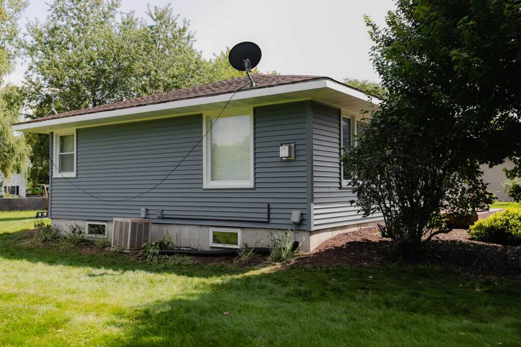 Smith Roofing Exteriors Elkhorn Delavan Burlington Wisconsin siding46